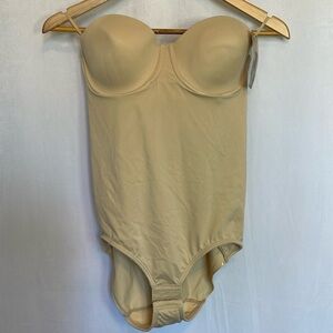 Ambrielle Bodysuit Smooth Revolution Firm Control NWT